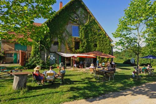 Iekārtas, Gutshaus Rothen am See in Borkow