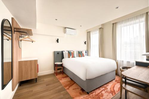 London Bloomsbury Square Hotel by IHG, Лондон