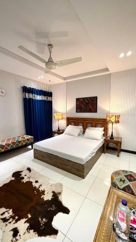Lyallpur Home Stay Executive in Faisalabad