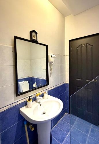 Shower, Lyallpur Home Stay Executive in Faisalabad