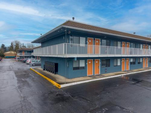 Motel 6-Centralia WA - image 34