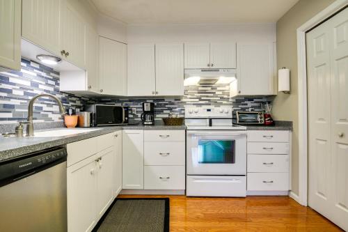 Pinehurst Condo ~ 2 Miles to Downtown & Resort! in ไพน์เฮิร์สต์