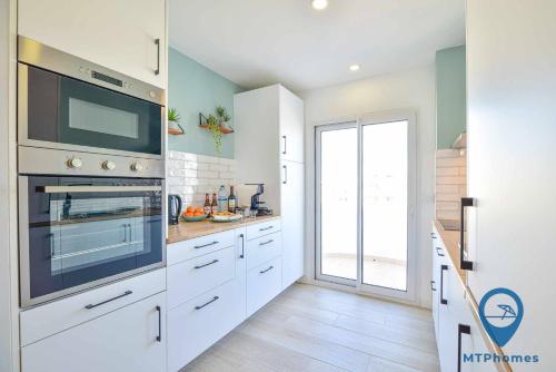 Cocina, Ohana by MTPhomes in Silves