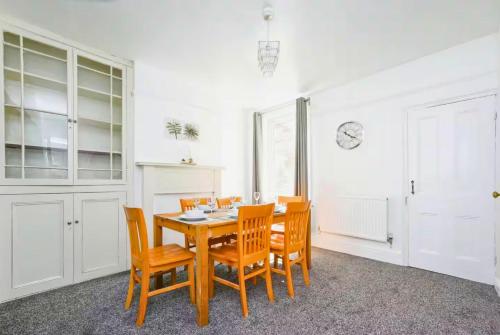Modern 3-Bedroom Durham Retreat, Feel at Home, Sleeps 5, Free Parking, WiFi, Swindon (zdjęcie 5)