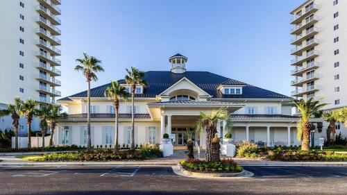 BeachClub A-201-2nd floor Beachfront-4 Bed-4Bath-Luxe Condo-Resort-Sleeps 10 in Gulf Shores (AL)