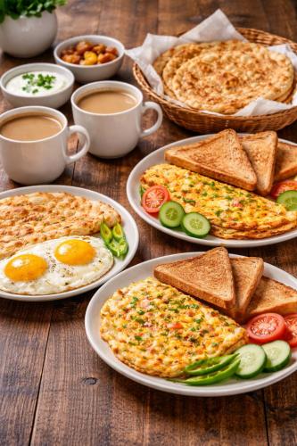 Food and beverages, Luxury Private Room Canal Rd Near Galleria in Faisalabad