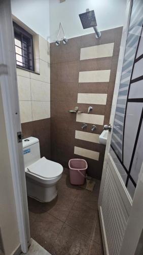 Zenara Home Stay - image 2