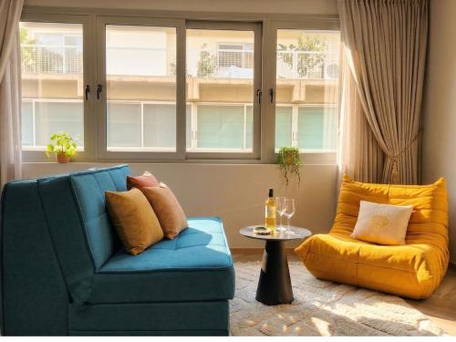 Athens Central Suites - Perfect For Families & Groups - image 13