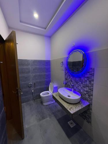 Livora stays Modern studio apartment - image 5