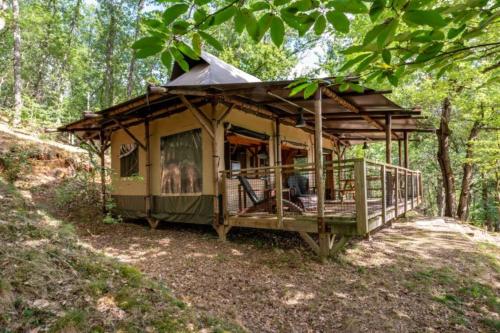 Camping LA SERRE in Tabre