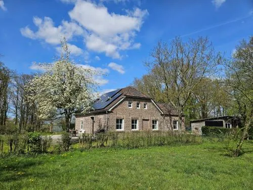 Die alte Waldkate - Windschief und mitten in der Natur in Kevelaer, Deutschland