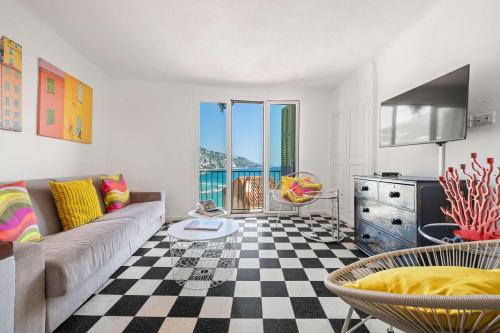 Villa Capodanna, au coeur de la vieille ville, maison de village avec magnifique vue sur la mer in Menton