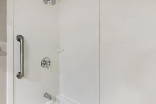 Best Western Gateway Adirondack Inn - image 36