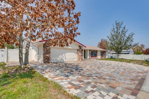 Theme Park Base! Suburban Home 14 Mi to Universal in Orlando nyugat