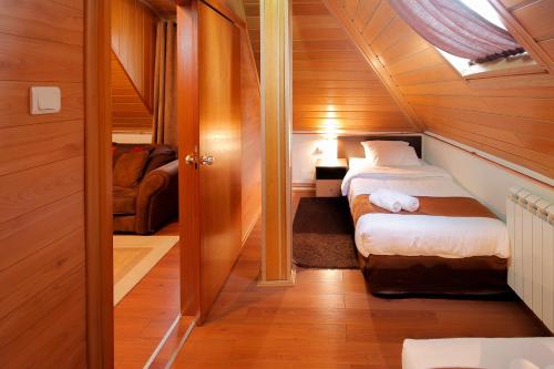 Suite, 2 bedrooms