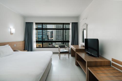 room detail thumbnail 1