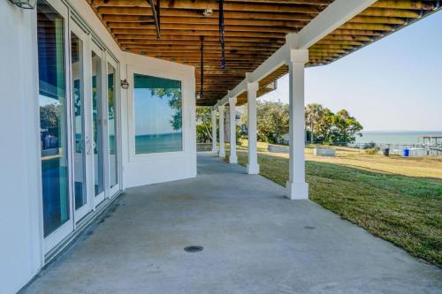 Salty Bay Hideaway in Gulf Breeze (Florida)
