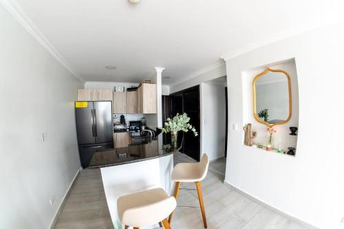 Aparmet, 2 BR, Gym, Pool, Restaurant, Tennis, Jacu in Río Oro