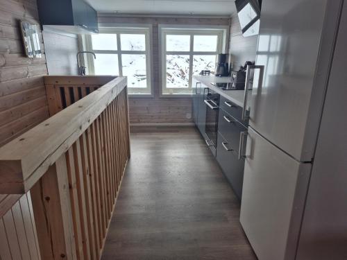 Molden Sky - takterrasse med egen jacuzzi! in Hafslo