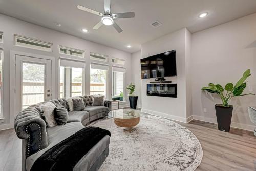 Cozier Homes •6bd• NRG, Med Ctr – khách sạn tại Nam Houston