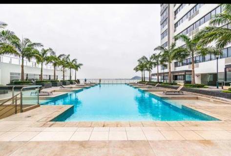 Puerto Santa Ana VIP Stay