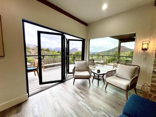 Stargazer Sedona 5br Luxury Retreat Epic Red Rock Views Hot Tub - Sedona, AZ