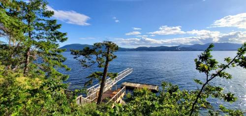 View, Valhalla The Nest in Salt Spring Island (BC)