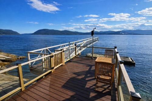 Surrounding environment, Valhalla The Nest in Salt Spring Island (BC)