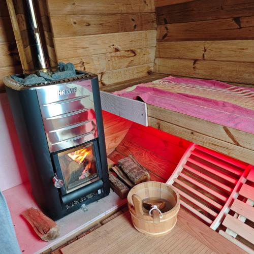 Sauna, Projekt Ferienhaus am See inkl, W-LAN, Betwäsche und Netflix, Fellnasen Willkommen (Projekt Ferienhaus am See inkl, W-LAN, Betwasche und Netflix, Fellnasen Willkommen) in Jürgenshagen