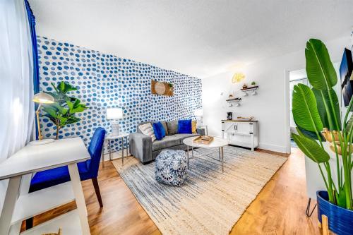 King Water View - No Extra Fees - Palm Wave Says in Coconut Creek, USA