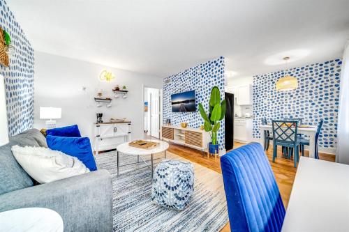 King Water View - No Extra Fees - Palm Wave Says in Coconut Creek (FL)