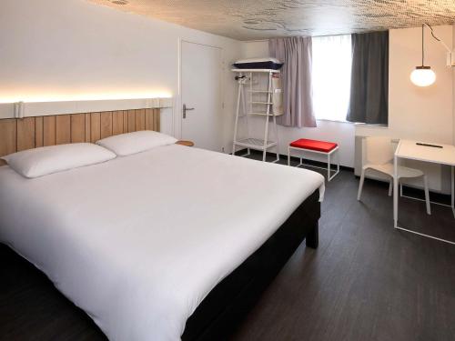 1 double bed