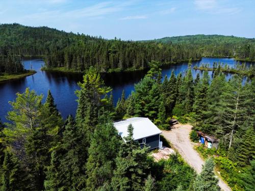 A szálláshely kívülről, Espace des Grands-Ducs - Domaine de Lacs et de forêt (Espace des Grands-Ducs - Domaine de Lacs et de foret) in Sacré-Coeur (QC)