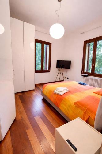  -Piazza Mazzini- 120 mq - 2 camere - 2 bagni e Garage in Padua