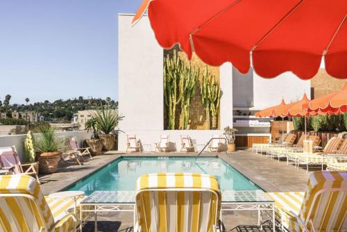 Silver Lake Pool & Inn in Los Angeles, USA
