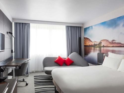 room detail thumbnail 0