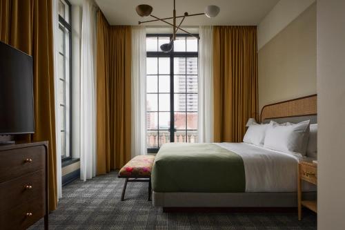 Cincinnati's Fidelity Hotel - image 9