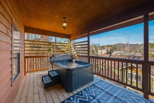 529 Reba Cabin in Gatlinburg, USA