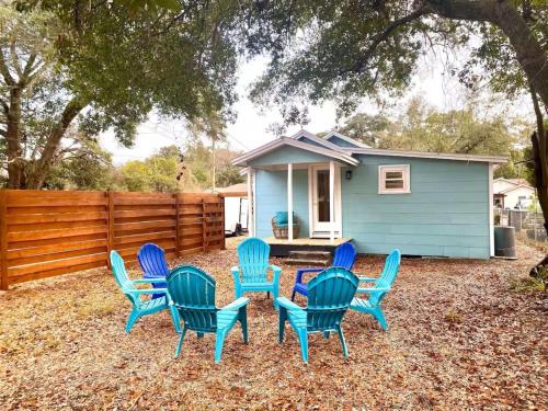 The Cozy Cottage- Close to Everything! in Pensacola Downtown