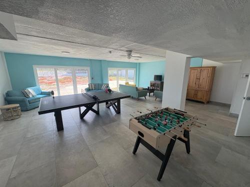 Szórakozási lehetőségek, Sweets3 Inc at Sandpiper Towers in Satellite Beach (FL)