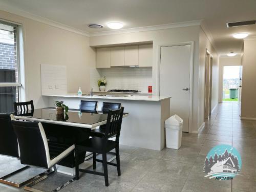 Bright Modern Home in Cobbitty with Parking in Cobbitty