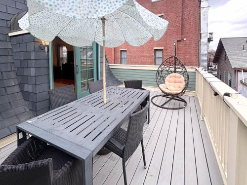Brookline Village Townhouse by STARS of Boston - image 29