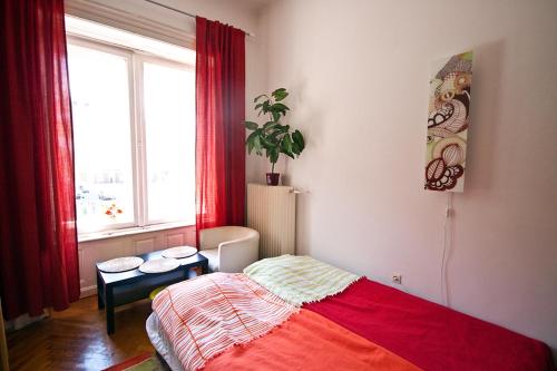  LonLon, Pension in Budapest