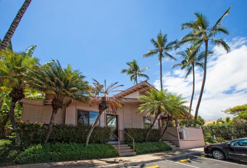 Kihei Akahi #C-520 Tastefully Updated, Corner Studio on 5th Floor, A/C in 基黑