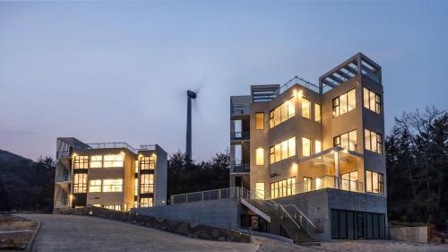 Exterior view, Pohang Sausalito by B-Class Pool Villa in Pohang-si