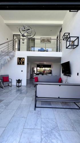 Casa privada con alberca, Rooftop con Jacuzzi - Oaxtepec in Corral Grande