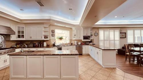 Cozy house,Family friendly,Quiet neighborhood ,Close to business district & convenient shopping in Hacienda Heights