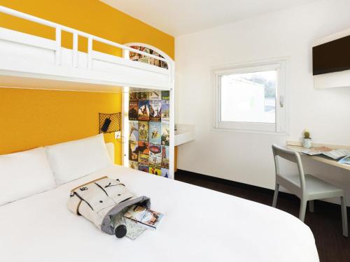 hotel photo