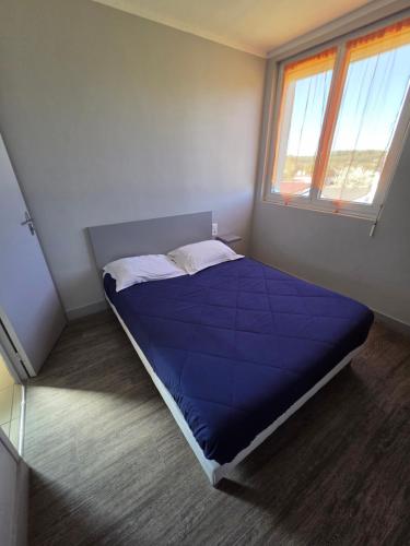 1 double bed