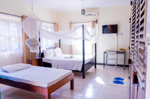 Leinmach Guest House in Mombasa